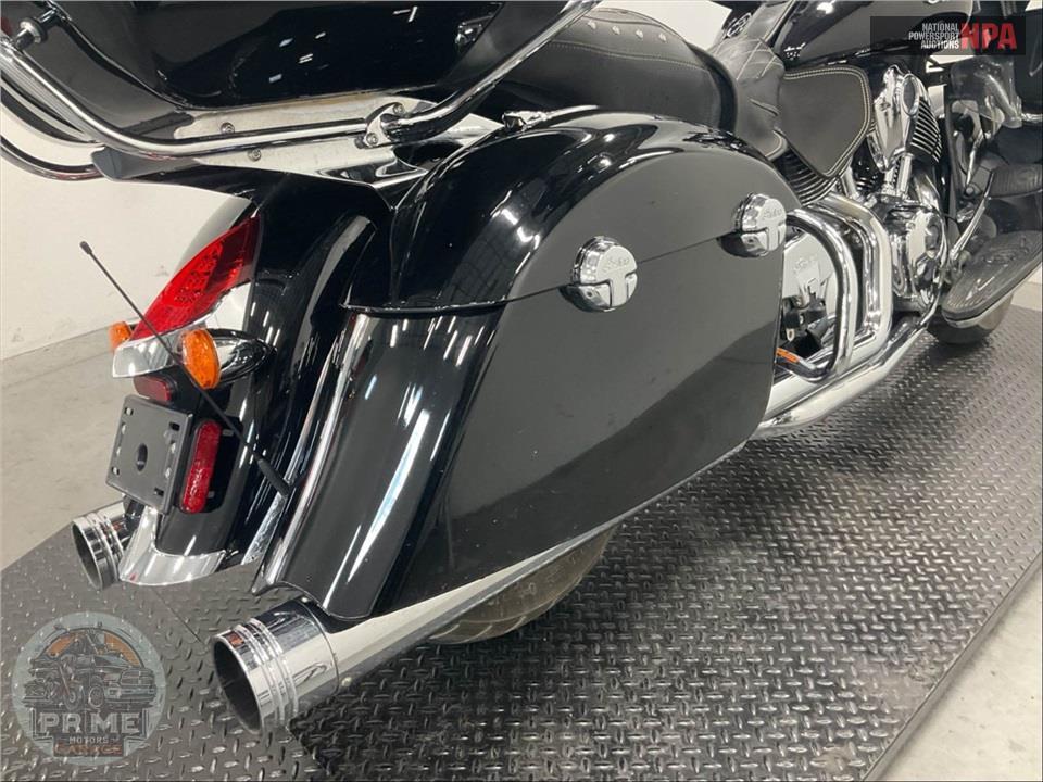 2017 Indian Motorcycle ROADMASTER (THUNDER BLACK) — фото 22