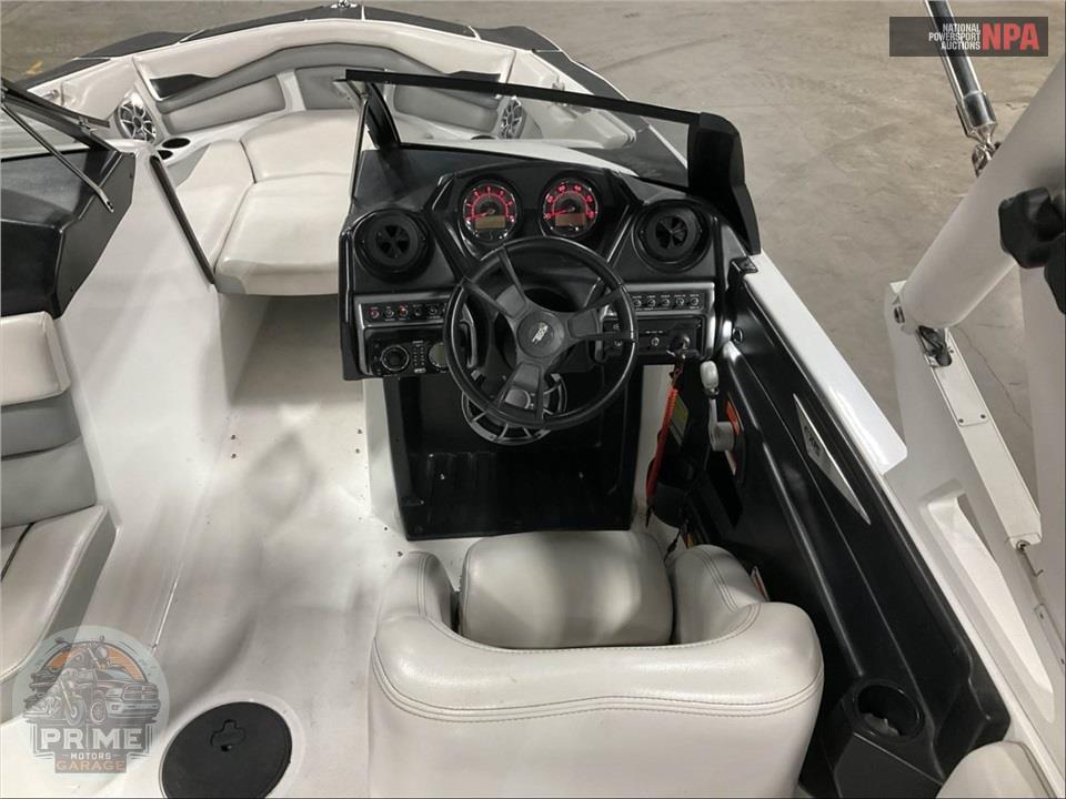 2015 Axis Wake Research A22(*) L=22/E=1 450HP MON IB — фото 21