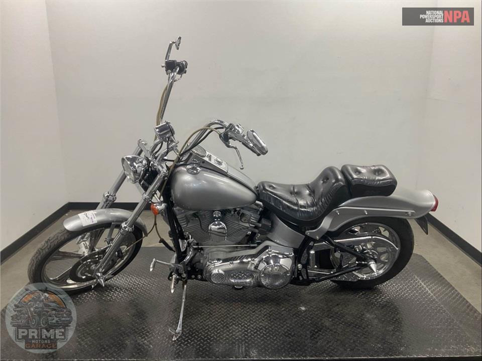 2001 Harley-Davidson FXST SOFTAIL — фото 3