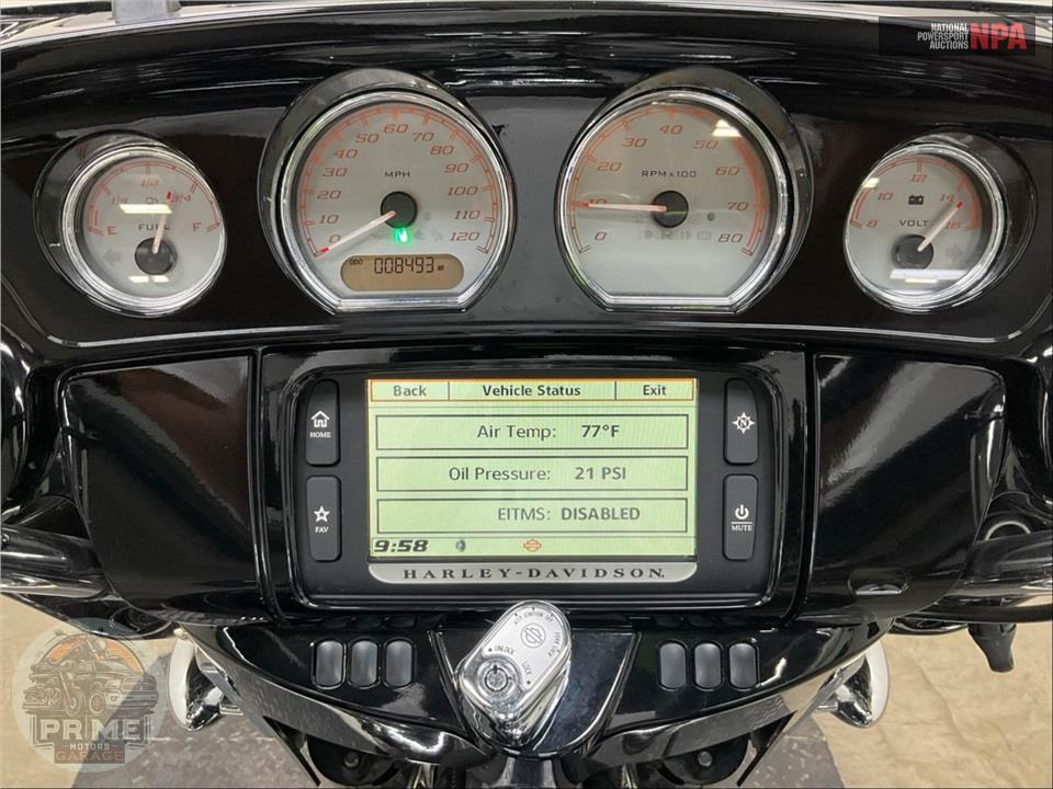 2016 Harley-Davidson FLHXS STREET GLIDE SPECIAL — фото 5