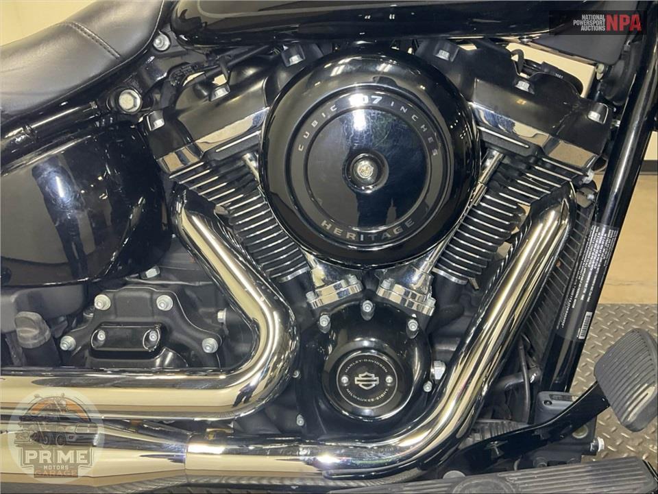 2019 Harley-Davidson FLHC HERITAGE CLASSIC — фото 6