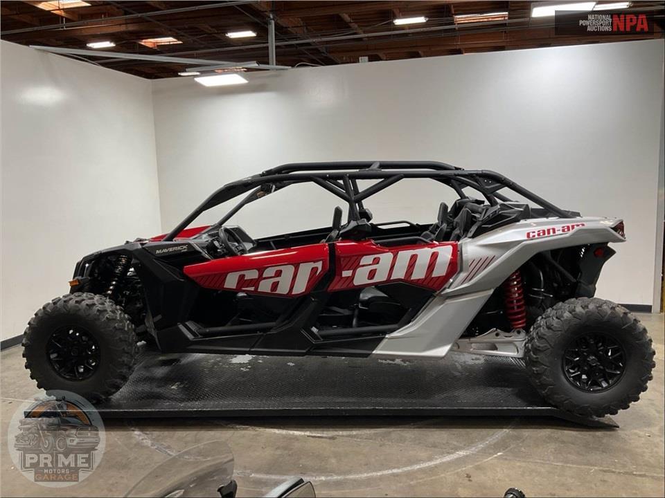 2025 Can-Am MAVERICK X3 MAX DS TURBO (RED & SILVER) — фото 3