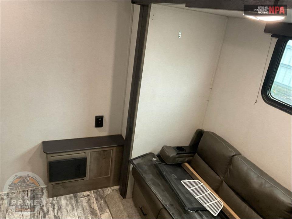 2020 Keystone Rv M-32 FWBH SPRINTER CAMPFIRE EDITION FIFTH WHEEL SERIES — фото 12