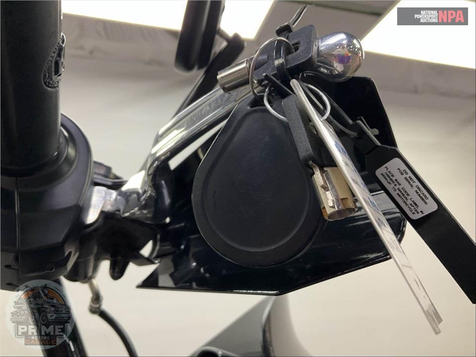 2021 Harley-Davidson FLTRXS ROAD GLIDE SPECIAL — фото 10