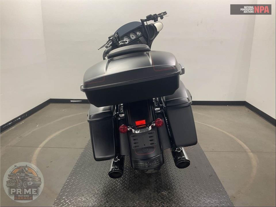 2015 Harley-Davidson FLHXS STREET GLIDE SPECIAL — фото 4