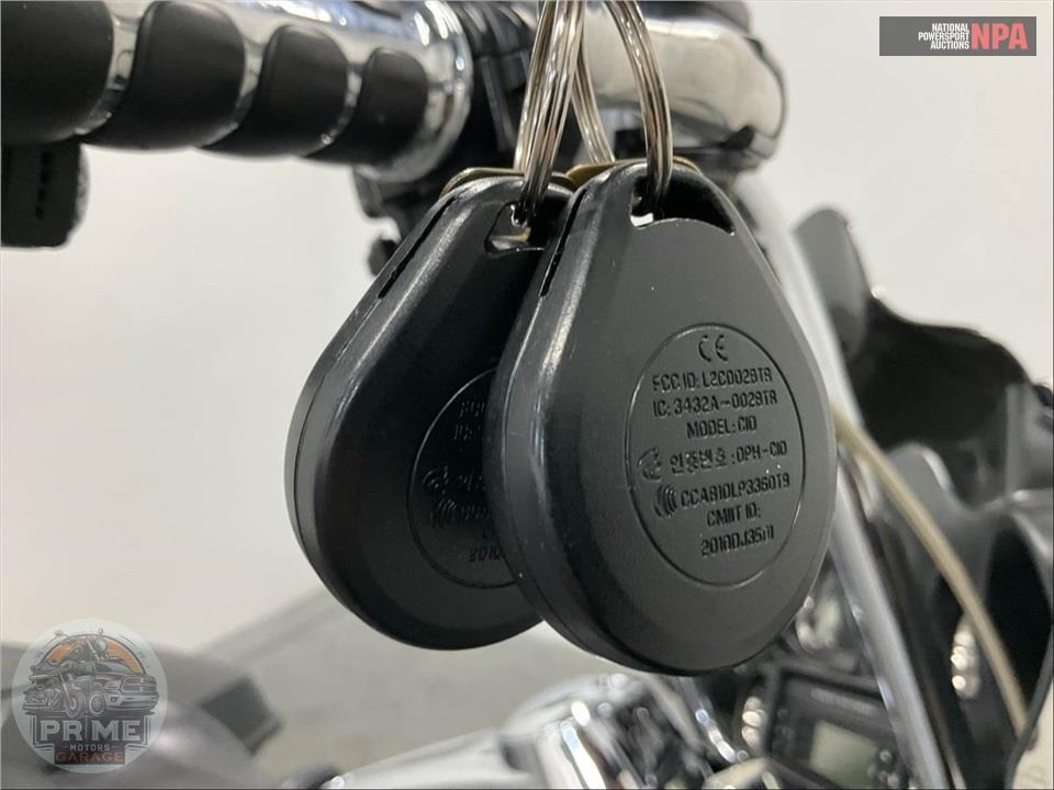 2010 Harley-Davidson FLHX STREET GLIDE — фото 12