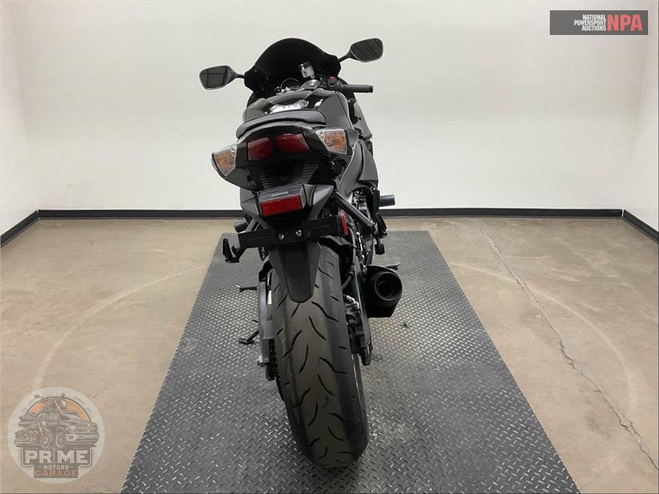 2020 Suzuki GSX-R750M0 — фото 4