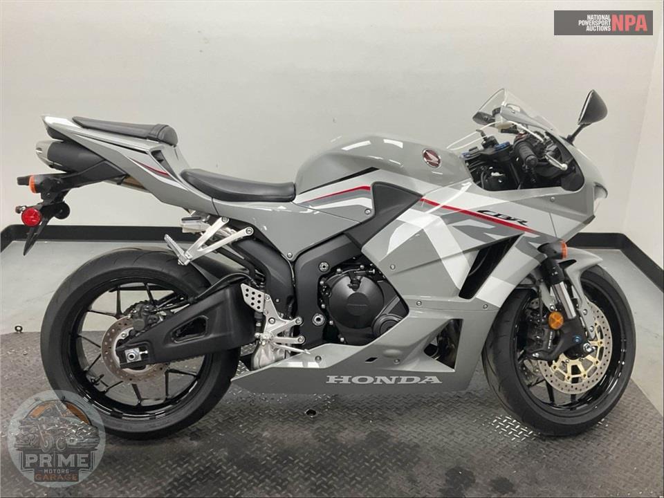2026 Honda CBR600RR — фото 1