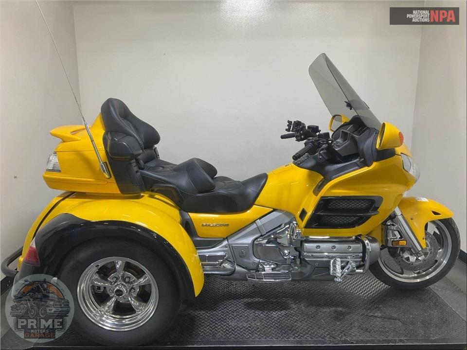 2010 Honda GL1800HPMA GOLDWING — фото 1