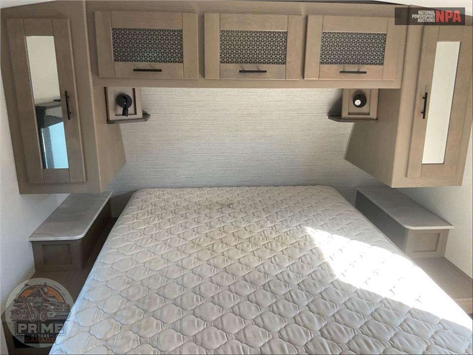 2021 Twilight Rvs M-2500 - SIGNATURE SERIES — фото 14