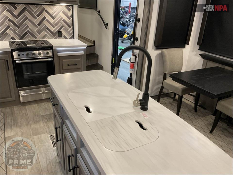 2023 Keystone Rv M-3231 CK - MONTANA FIFTH WHEEL SERIES — фото 7