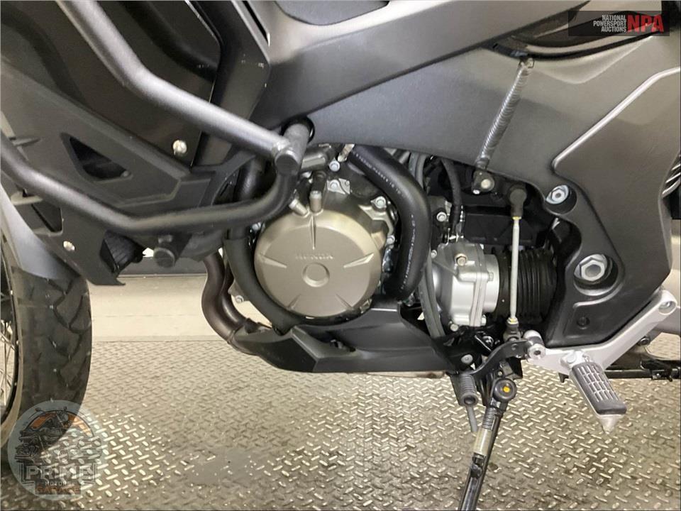 2016 Honda VFR1200X — фото 7