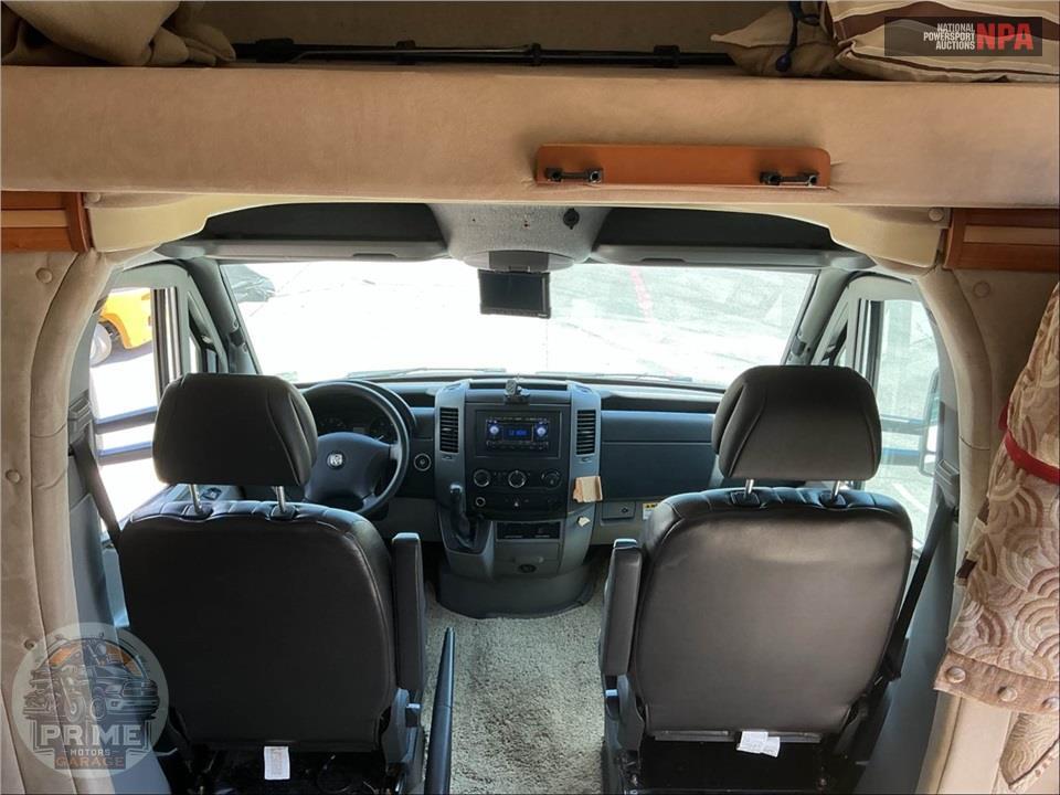 2009 Winnebago M-24J-DODGE SPRINTER TURBO DIESEL - VIEW SERIES — фото 13