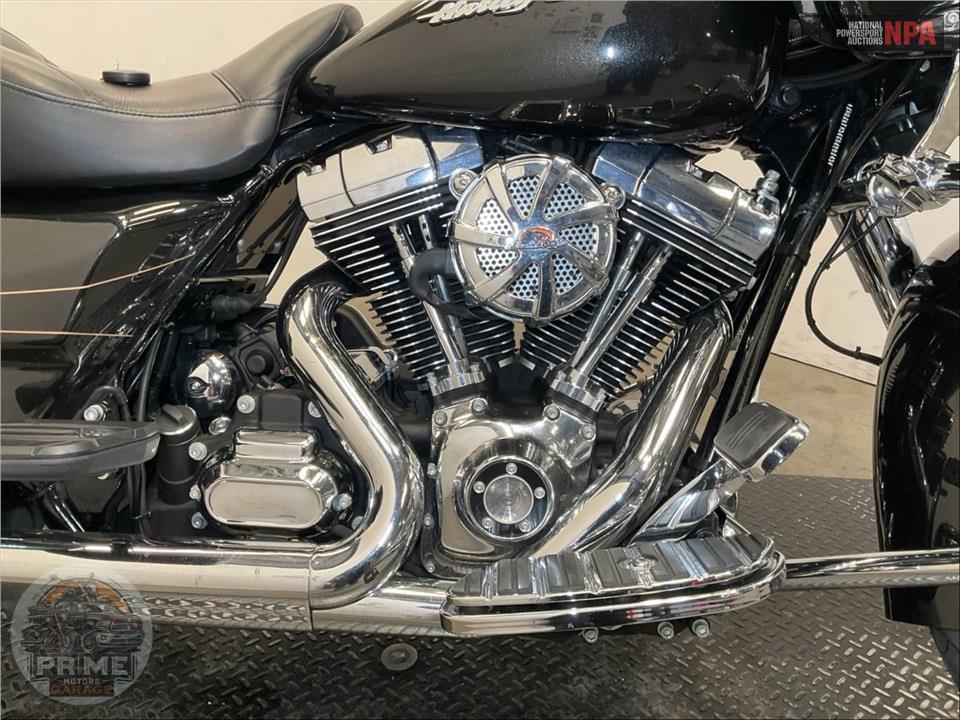 2016 Harley-Davidson FLTRXS ROAD GLIDE SPECIAL — фото 6