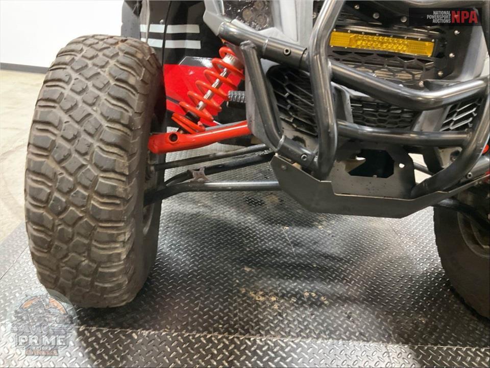 2022 Can-Am MAVERICK X3 X DS TURBO RR — фото 17