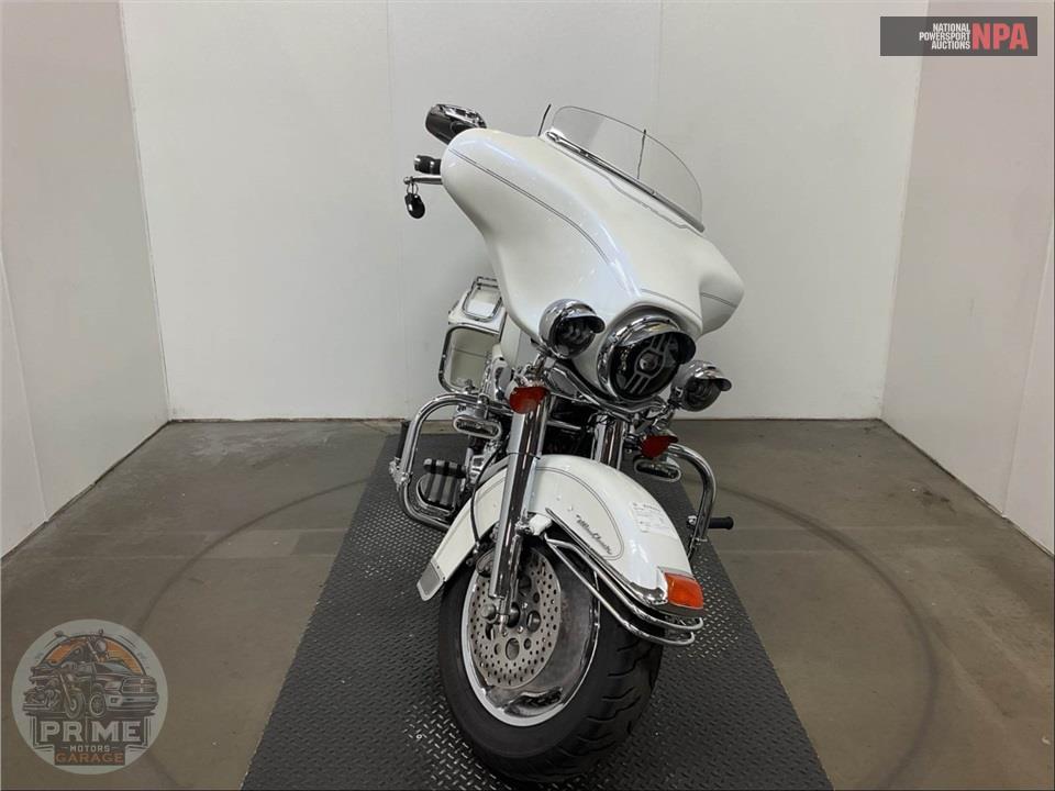 2004 Harley-Davidson FLHTCUI ULTRA CLASSIC ELECTRA GLIDE — фото 2