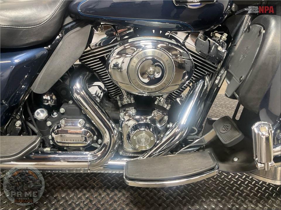 2009 Harley-Davidson FLHTCU ULTRA CLASSIC ELECTRA GLIDE — фото 6