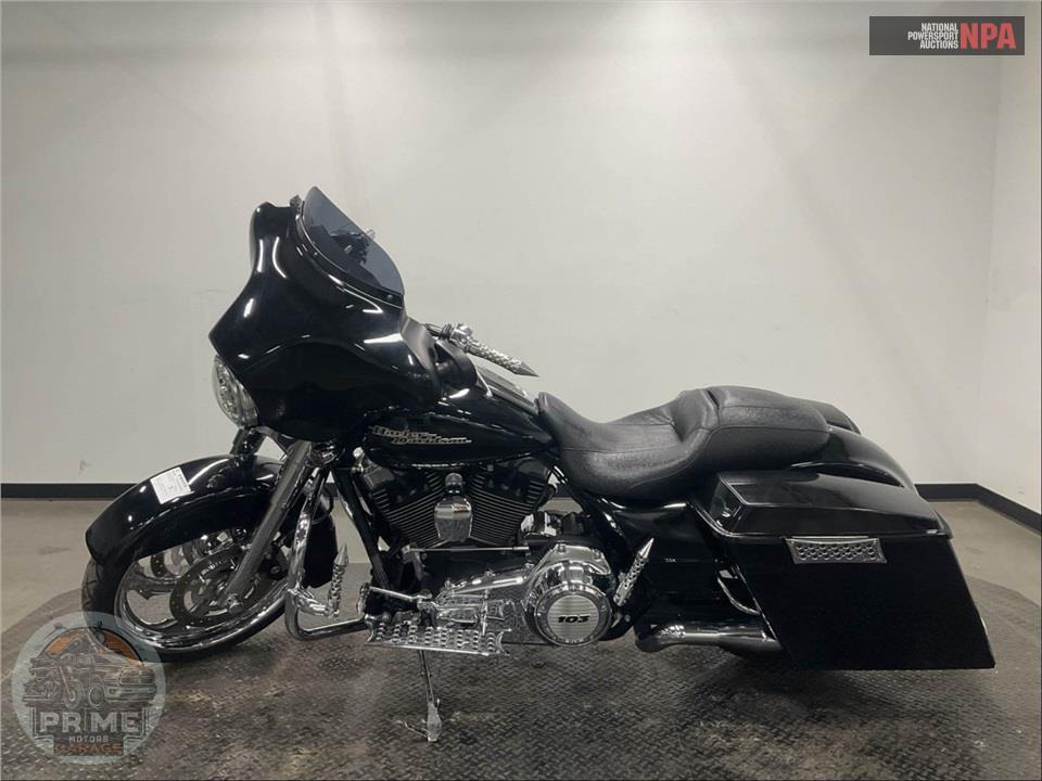 2011 Harley-Davidson FLHX-103 STREET GLIDE — фото 3