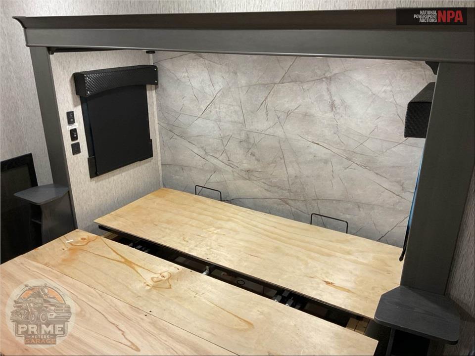 2023 Redwood Rv M-4200 FL - FIFTH WHEEL SERIES — фото 10