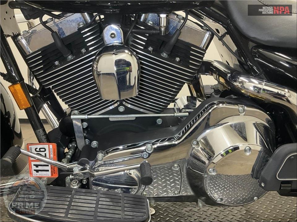2004 Harley-Davidson FLHRCI ROAD KING CLASSIC — фото 7
