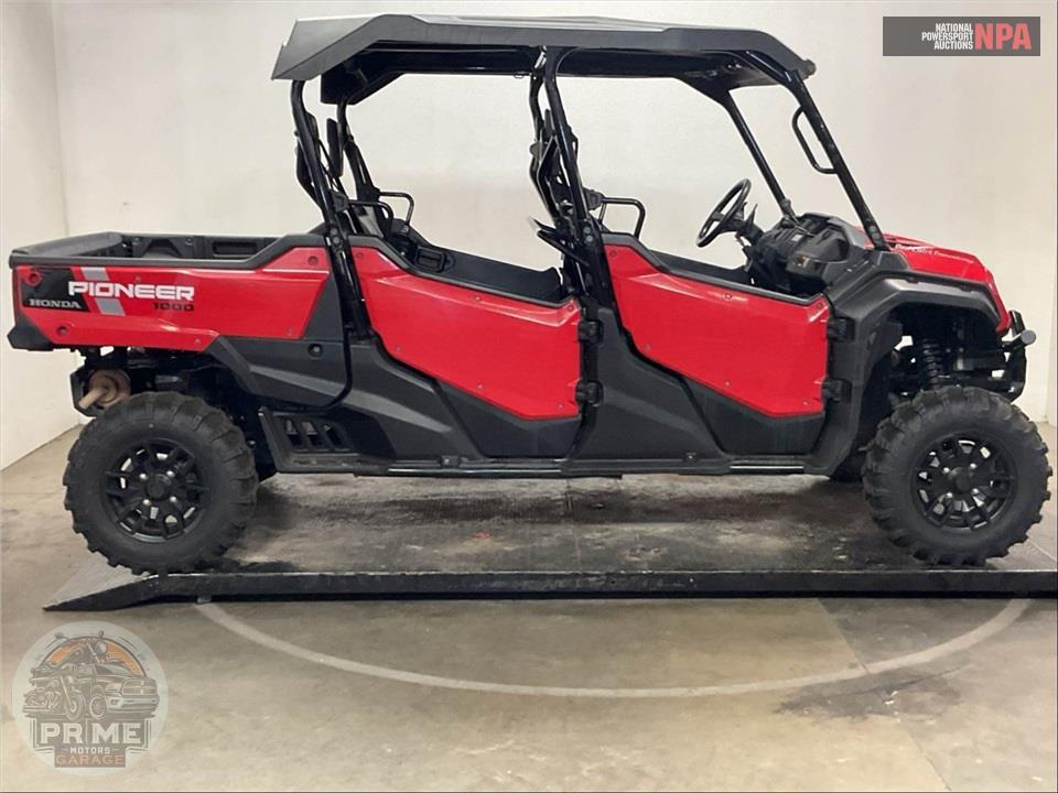 2025 Honda SXS1000M6D PIONEER 6 DELUXE CREW — фото 1