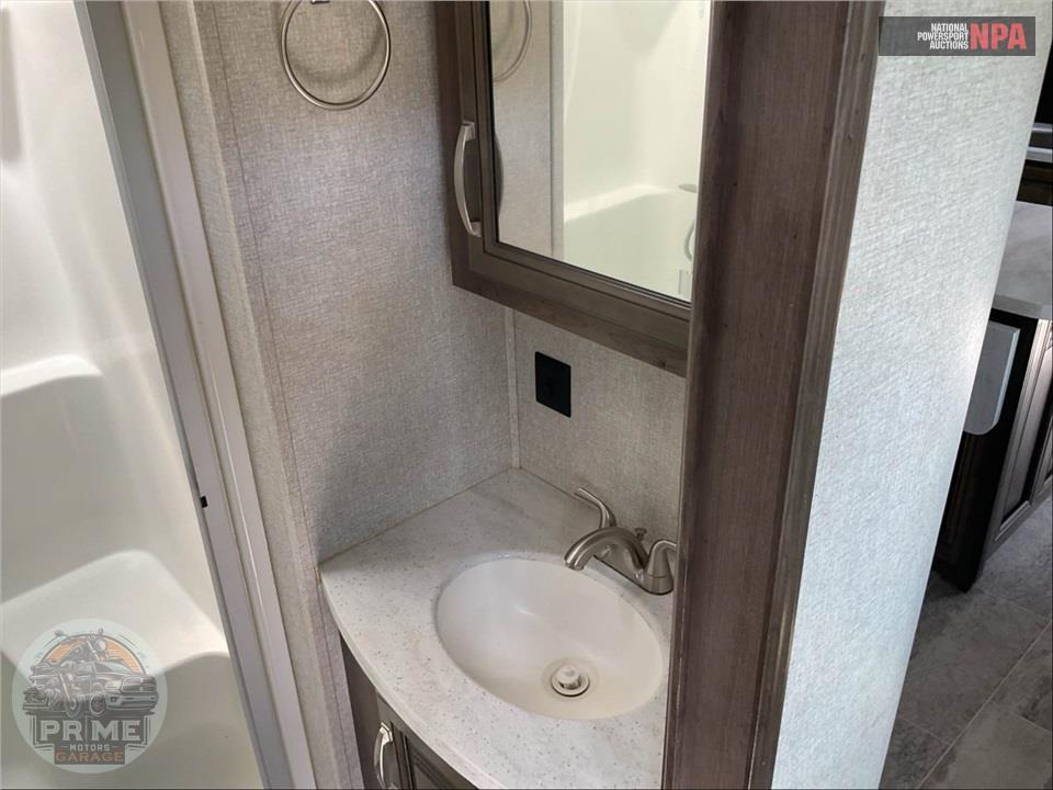 2018 Keystone Rv M-3731 FL MONTANA FIFTH WHEEL SERIES — фото 20