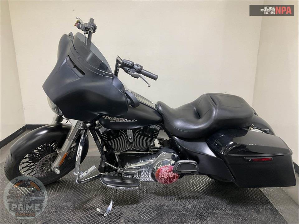 2016 Harley-Davidson FLHX STREET GLIDE — фото 3