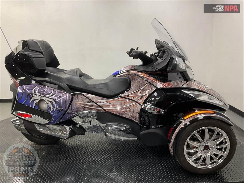 2015 Can-Am Spyder RT SE6 LIMITED — фото 1