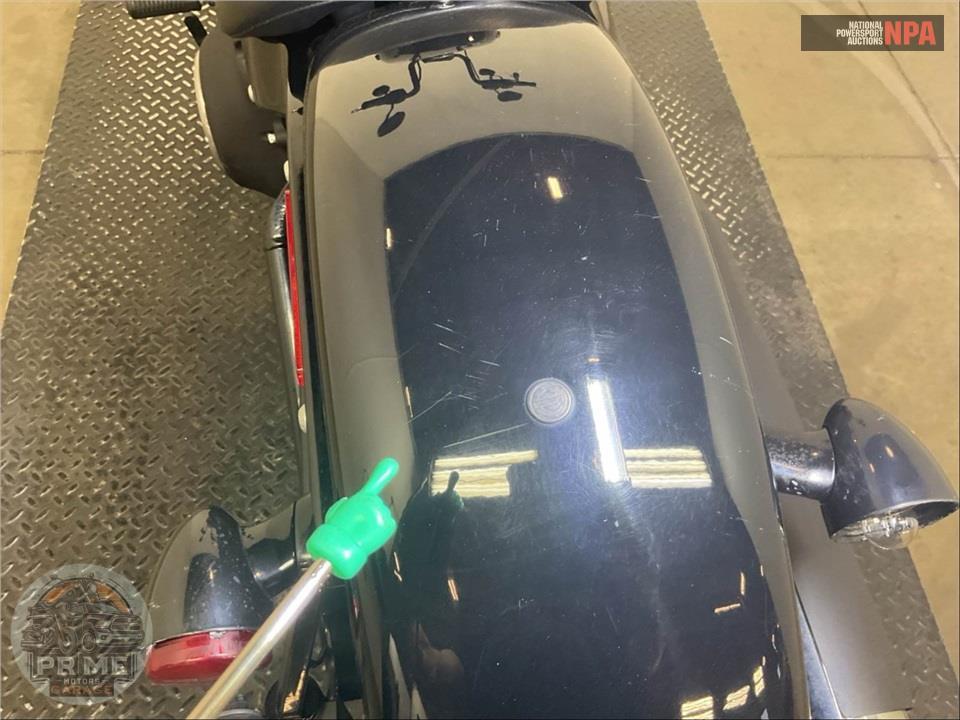 2019 Harley-Davidson FXBB STREET BOB — фото 18