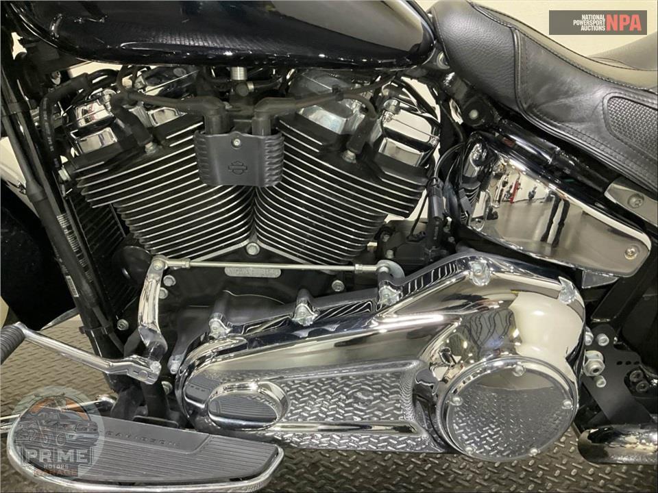 2019 Harley-Davidson FLDE DELUXE — фото 7