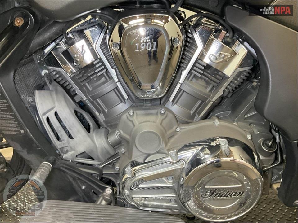 2021 Indian Motorcycle CHALLENGER (METALLIC SMOKE) — фото 7