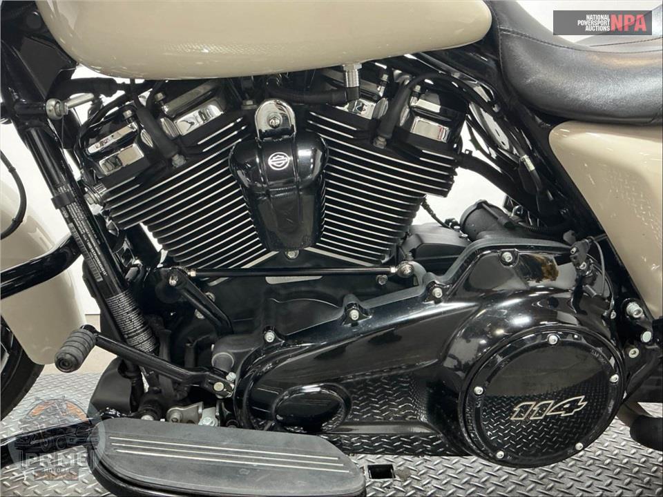 2022 Harley-Davidson FLTRXS ROAD GLIDE SPECIAL — фото 7
