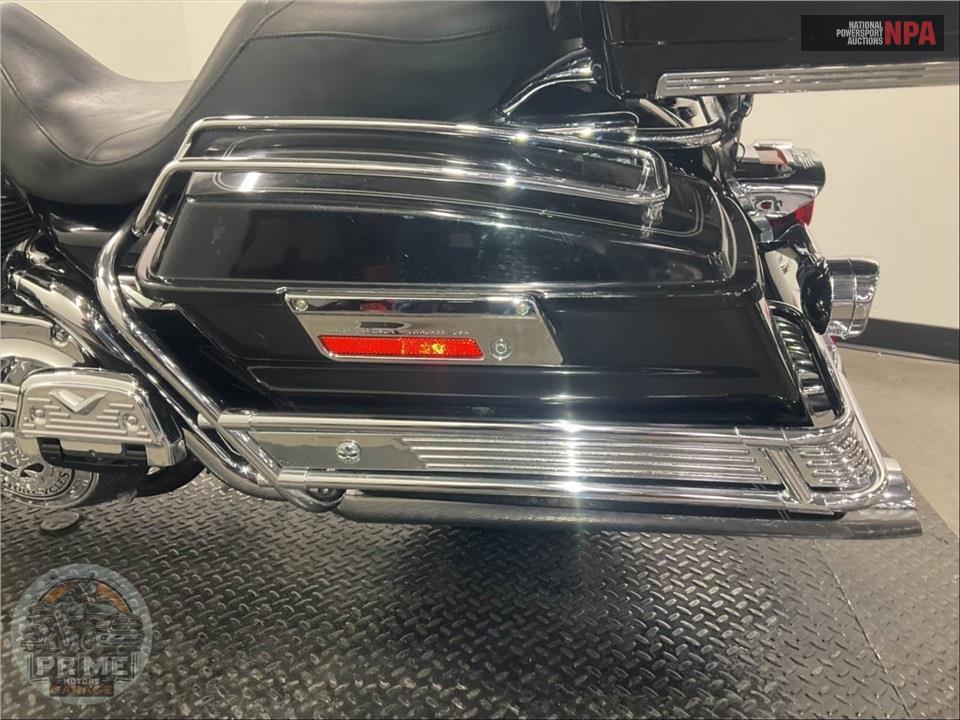 2008 Harley-Davidson FLHTC ELECTRA GLIDE CLASSIC — фото 25