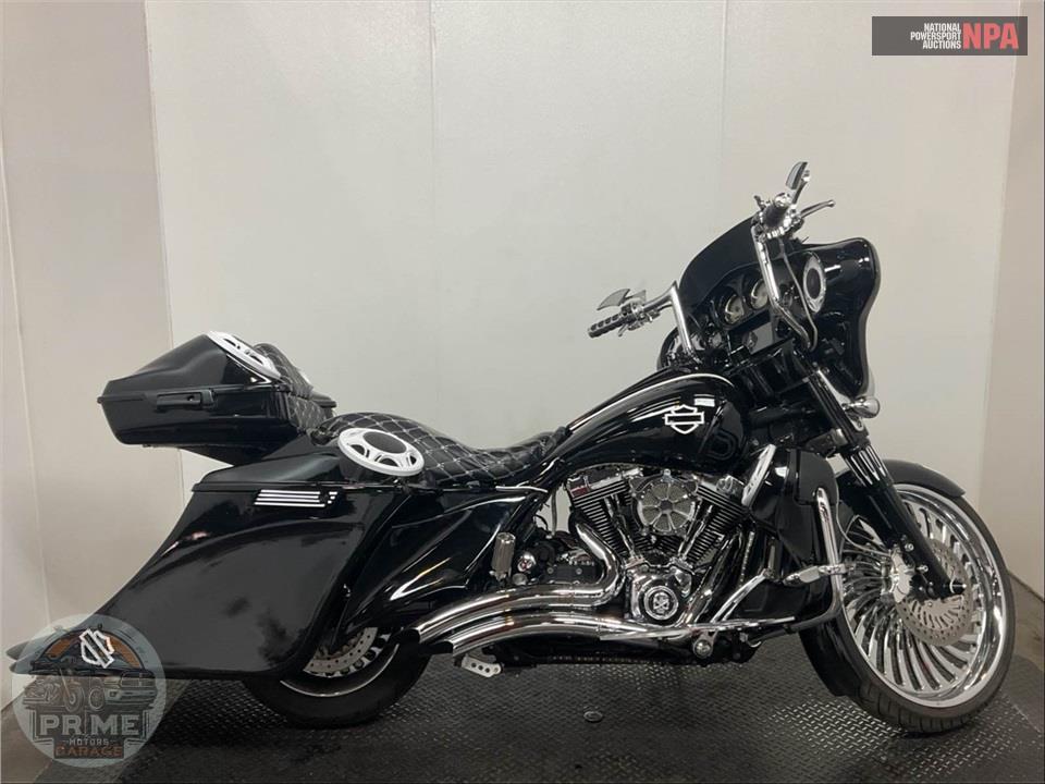 2010 Harley-Davidson FLHX STREET GLIDE — фото 1