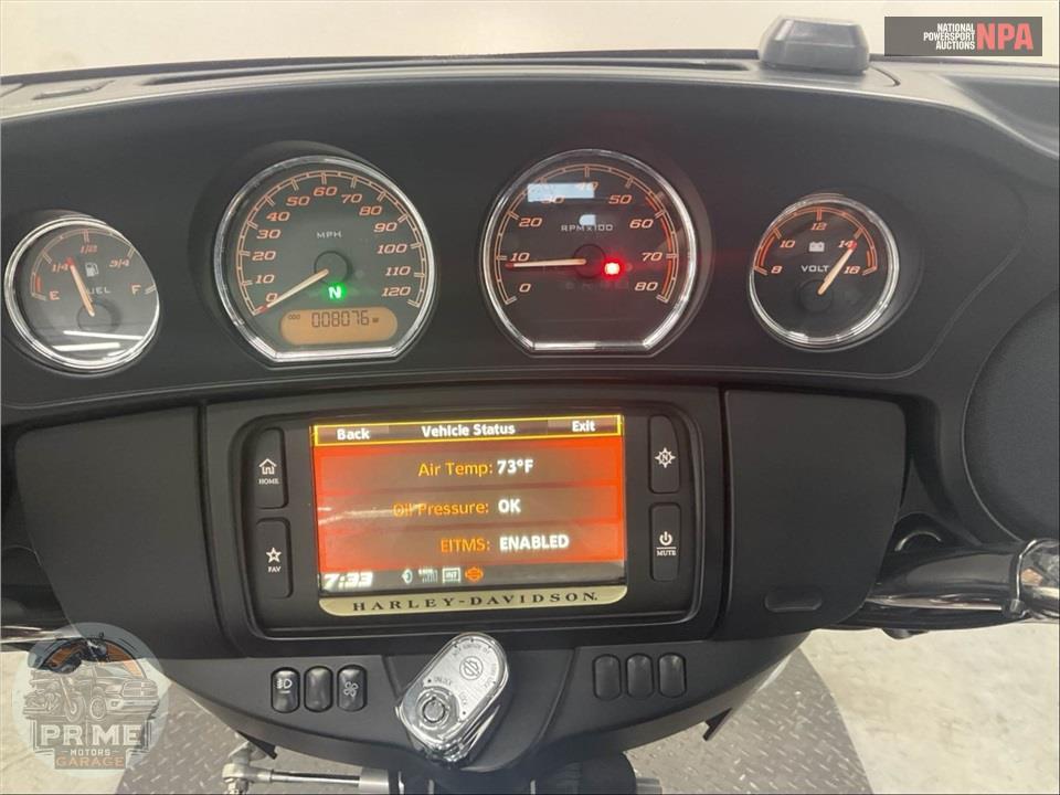 2017 Harley-Davidson FLHTCUTG TRIGLIDE ULTRA CLASSIC — фото 5