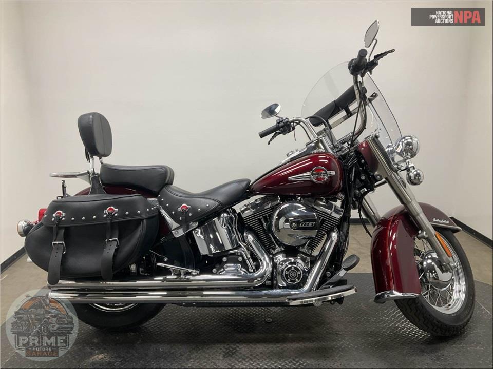 2017 Harley-Davidson FLSTC HERITAGE SOFTAIL CLASSIC — фото 1