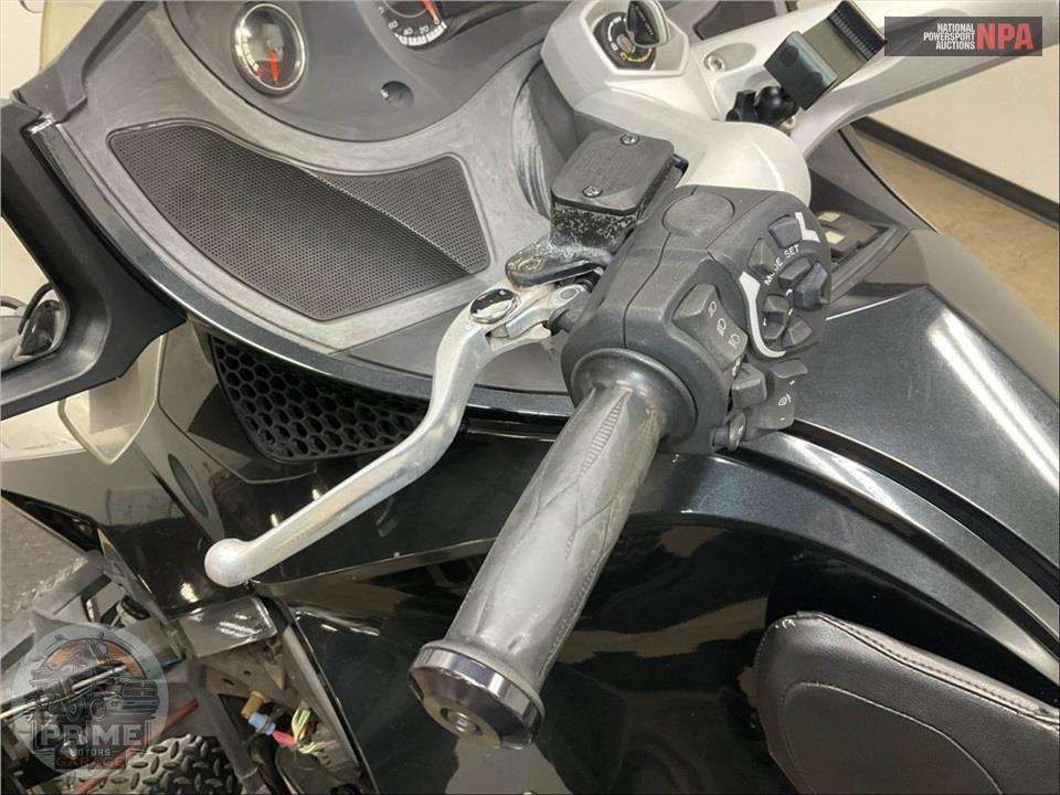 2010 Can-Am SPYDER RT-S SE5 — фото 42