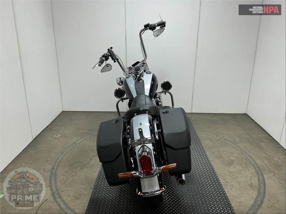 2019 Harley-Davidson FLDE DELUXE — фото 4