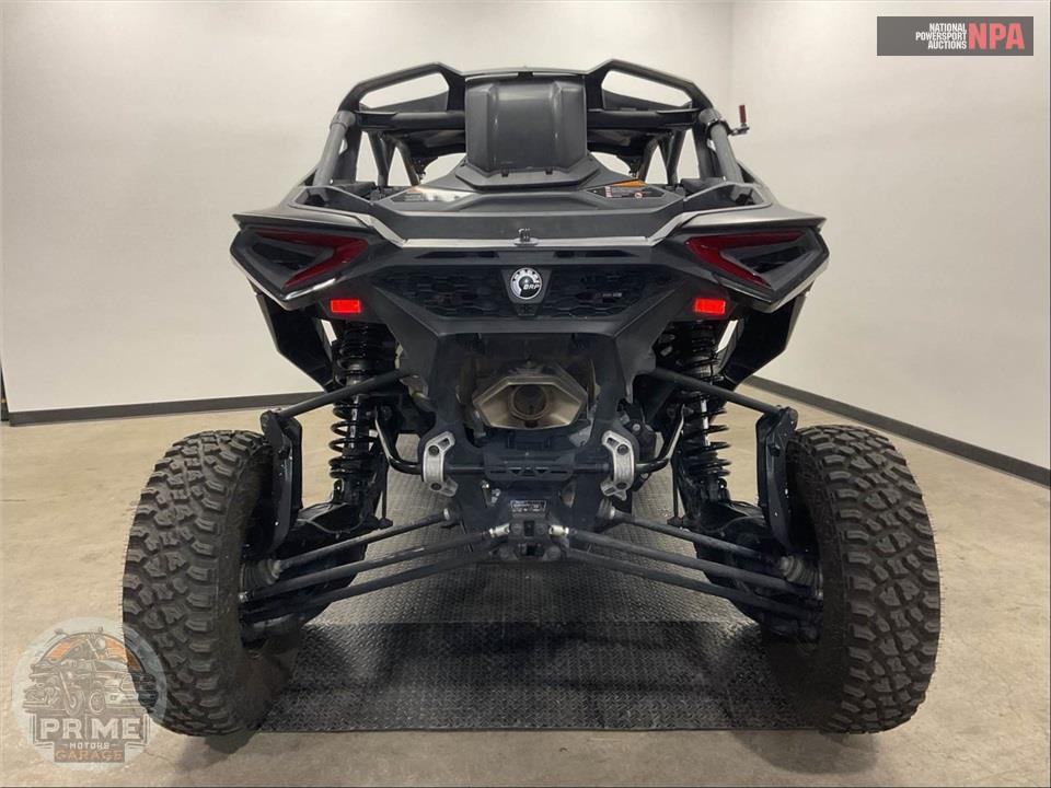 2025 Can-Am MAVERICK R MAX X 999T DCT (TRIPLE BLACK) — фото 4