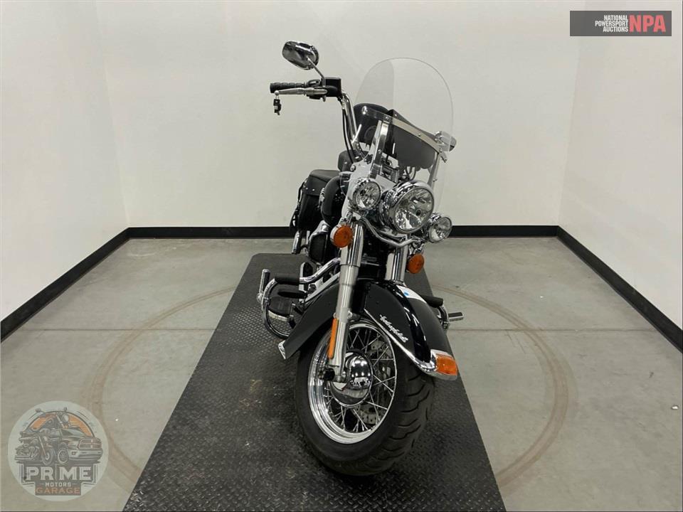 2016 Harley-Davidson FLSTC HERITAGE SOFTAIL CLASSIC — фото 2