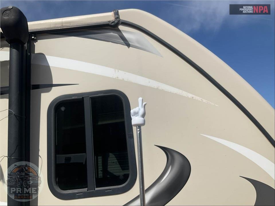 2017 Crossroads Rv M-250RB SUNSET TRAIL SUPER LITE SERIES — фото 29