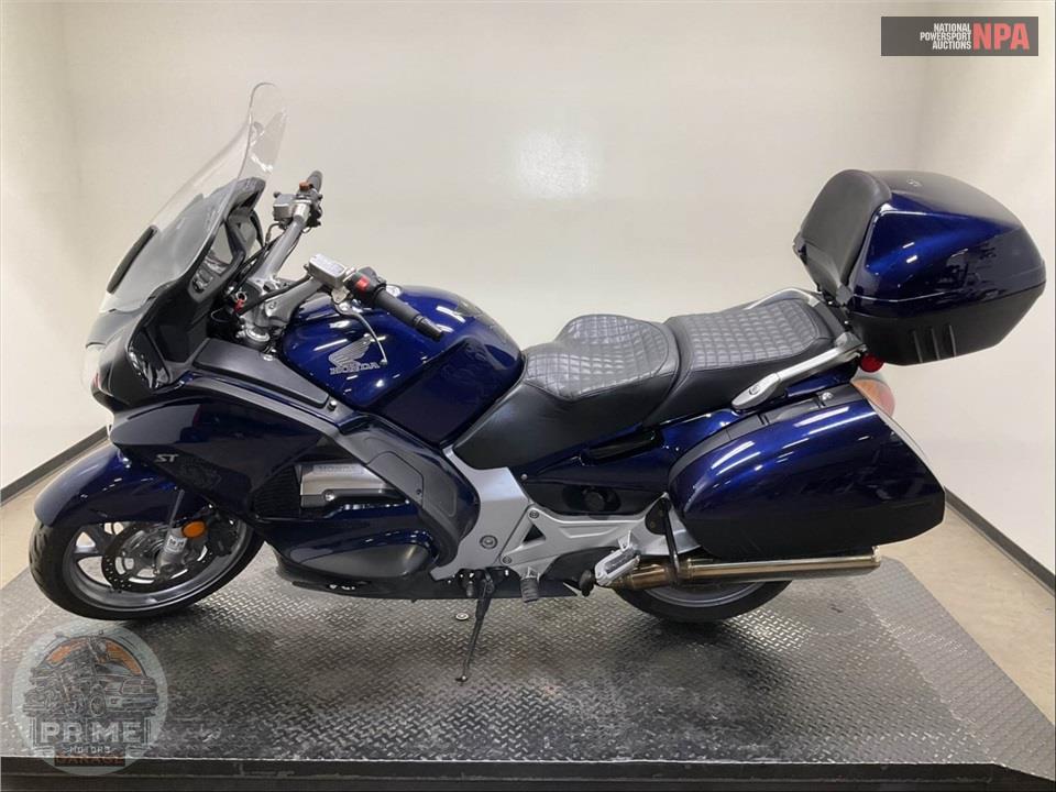 2004 Honda ST1300 A4 ABS — фото 3