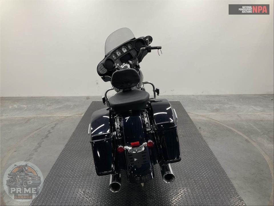 2020 Harley-Davidson FLHX STREET GLIDE — фото 4
