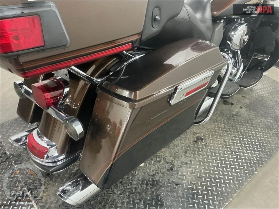 2013 Harley-Davidson FLHTK EL GLIDE UL LI ANN — фото 16