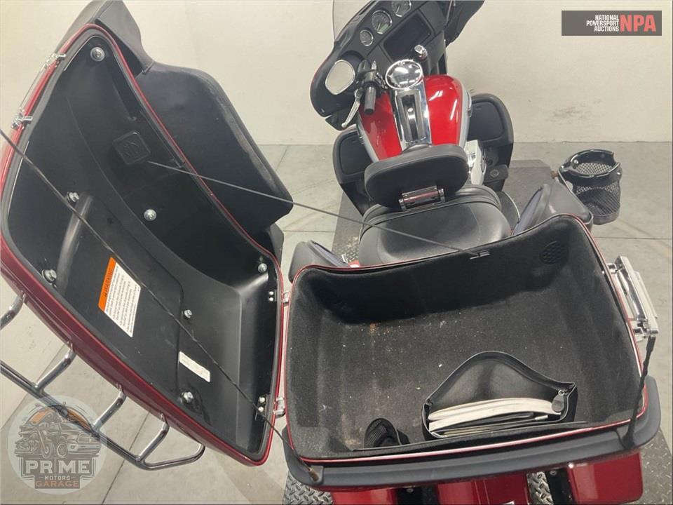2019 Harley-Davidson FLHTCU ELECTRA GLIDE ULTRA CLASSIC — фото 20