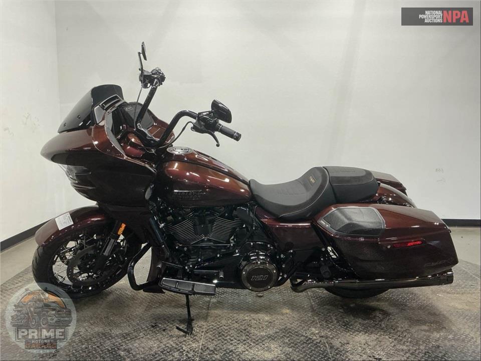 2024 Harley-Davidson FLTRXSE CVO ROAD GLIDE — фото 3