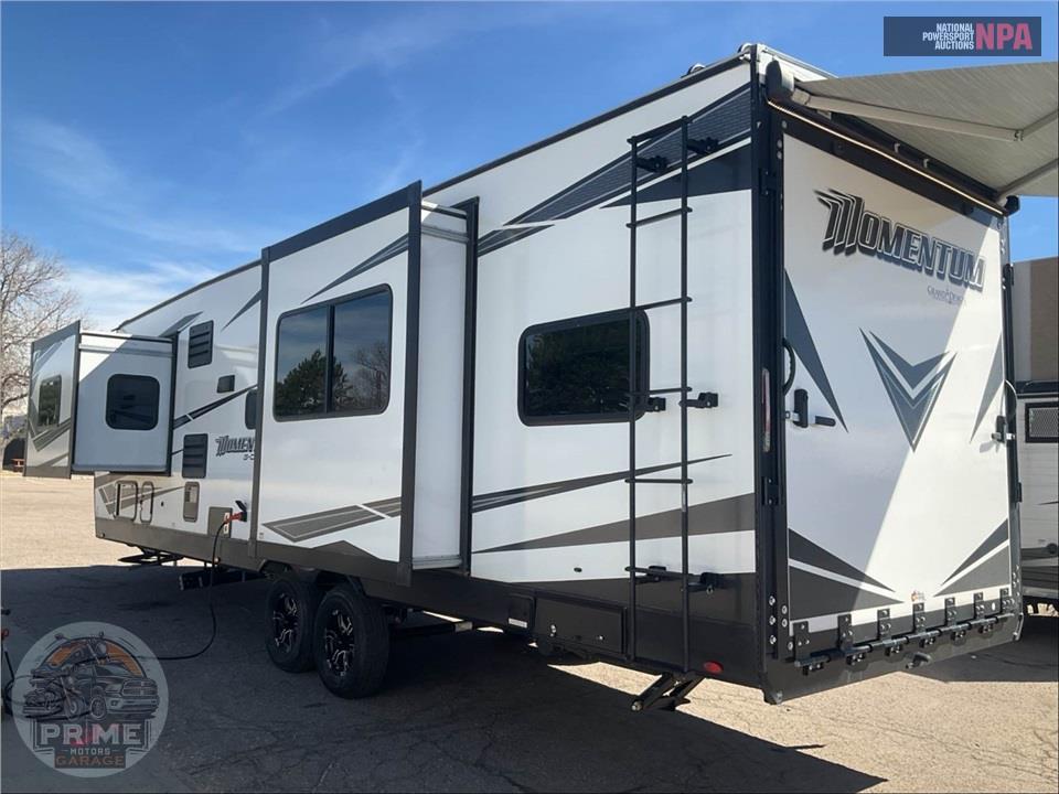 2021 Grand Design Recreational Vehicles M-30G - MOMENTUM TOY HAULER SERIES — фото 3