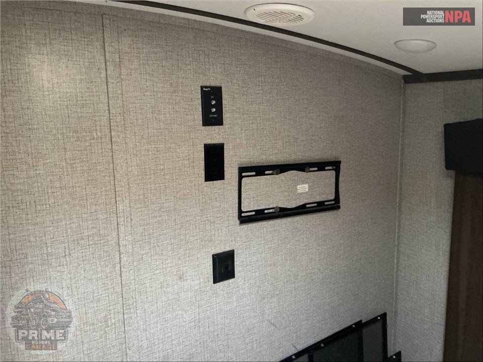 2020 Keystone Rv M-298 SRL - LAREDO FIFTH WHEEL SERIES — фото 18