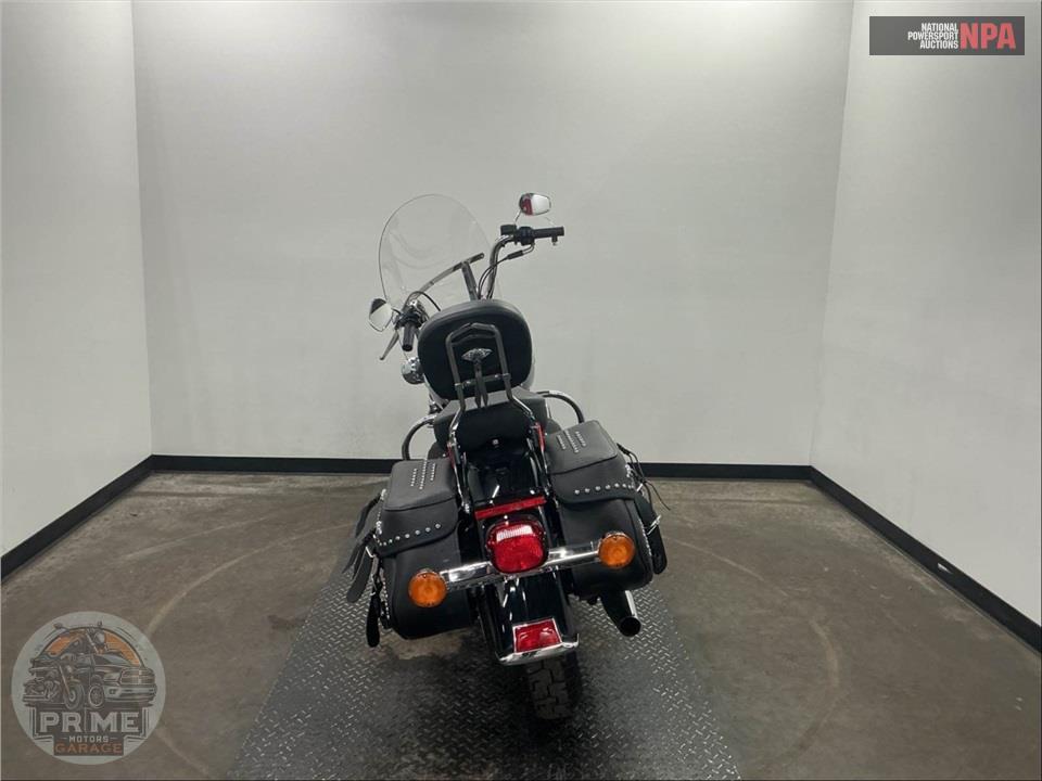 2012 Harley-Davidson FLSTC HRTG SFTL CLSC — фото 4