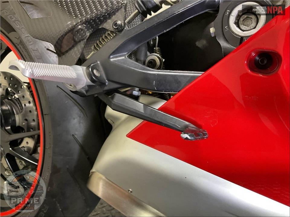 2024 Ducati PANIGALE V4 R — фото 40